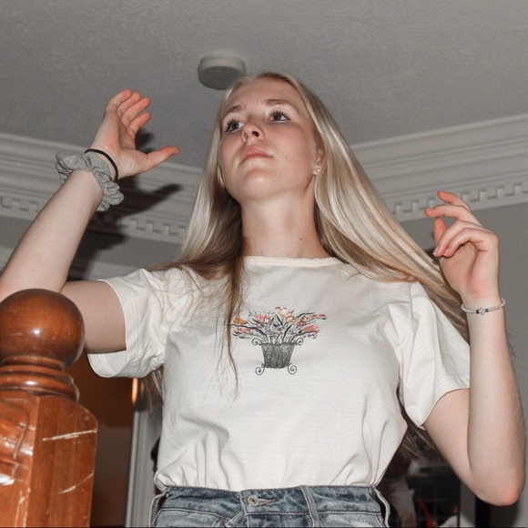 Brandy Melville Tops - vintage yellow flower tee